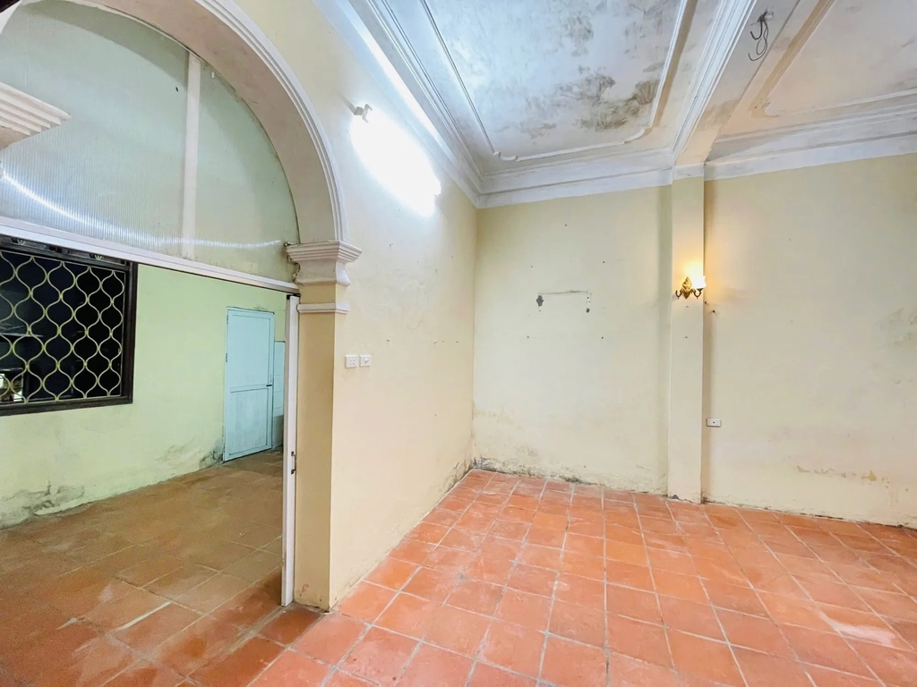 【NHÀ PHÂN LÔ QUÂN ĐỘI - VƯƠNG THỪA VŨ】- 83m² - 5 PN - Sân Ô Tô Riêng 19.5m² - Giá 13.5 Tỷ