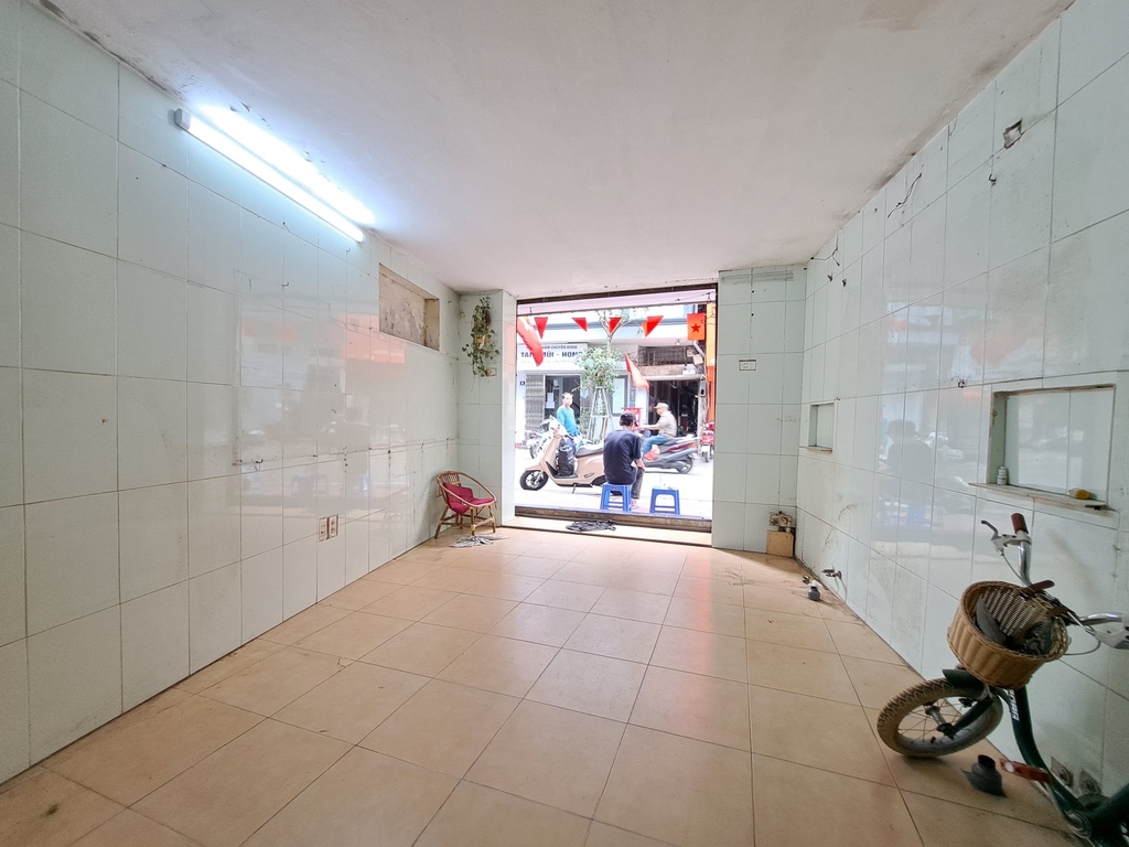 BÁN NHÀ MẶT PHỐ NGUYỄN TRUNG TRỰC - BA ĐÌNH: VỊ TRÍ "VÀNG" LÕI DI SẢN - MẶT TIỀN RỘNG - KINH DOANH ĐỈNH CAO