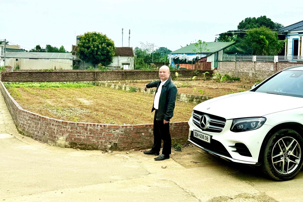 LÔ GÓC PHÂN LÔ NGÃ TƯ - ĐƯỜNG MỞ RỘNG - PHÚ CÁT, QUỐC OAI - 240M² - MT 36M "KHỦNG" - 9.8 TỶ