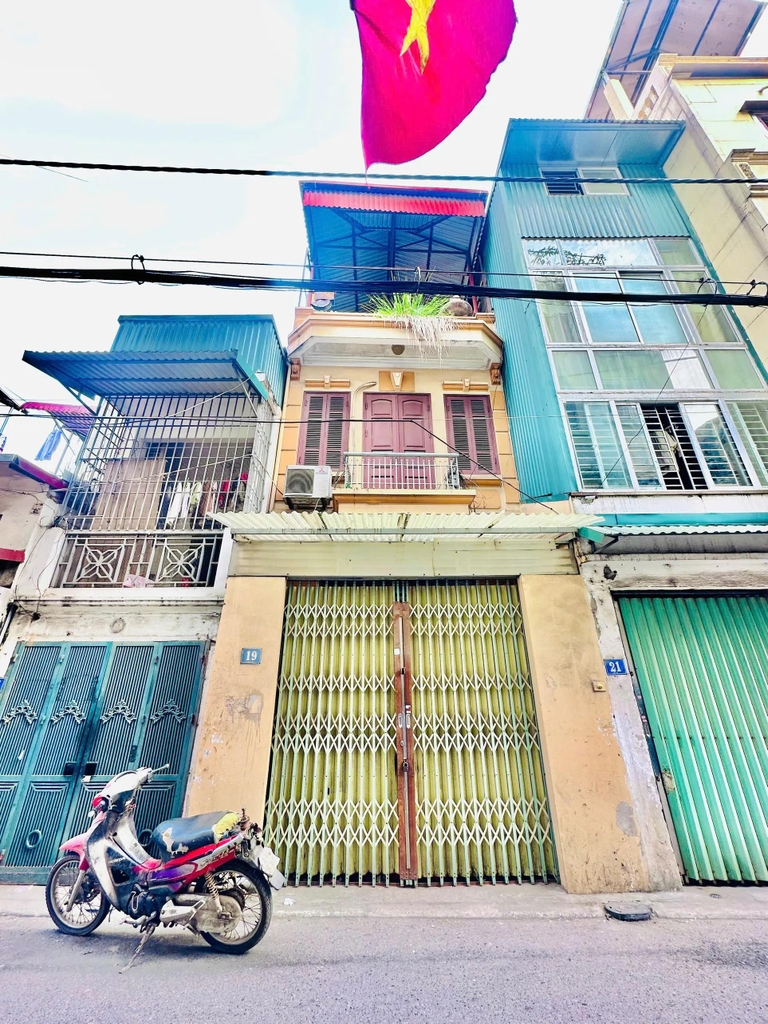 【NHÀ MẶT NGÕ KINH DOANH - PHÚ DIỄN, BẮC TỪ LIÊM】- 43m² - 2 PN - 2 Tầng + Tum - Chủ Bán Gấp - Giá 13.5 Tỷ