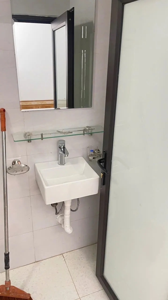 【NHÀ GÓC 2 THOÁNG - VỊ TRÍ "VÀNG" VĂN CAO, BA ĐÌNH】- 127.82m² - 4PN - Ô Tô Đỗ Cửa - Tiềm Năng Chung Cư Mini - Giá 11 Tỷ