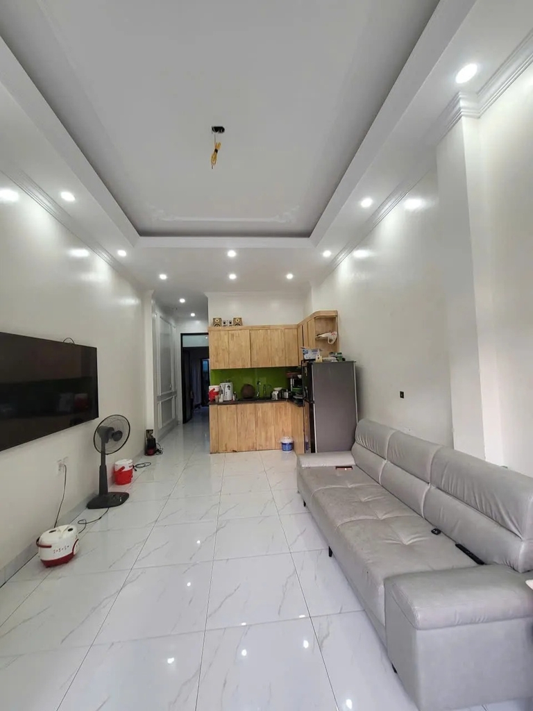 【NHÀ 3 TẦNG MỚI - CAO TRUNG 3, HOÀI ĐỨC】- Cao Trung 3, Hoài Đức - 52m² - 3 Tầng - 4 PN - Có Ô Chờ Thang Máy - Giá 5.6 Tỷ