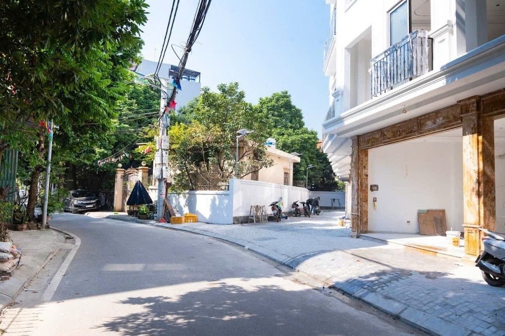 【LIỀN KỀ 6 TẦNG THANG MÁY PHÙNG HƯNG】- 60m² - Full NT Cao Cấp - Gara Ô Tô - 12 Tỷ