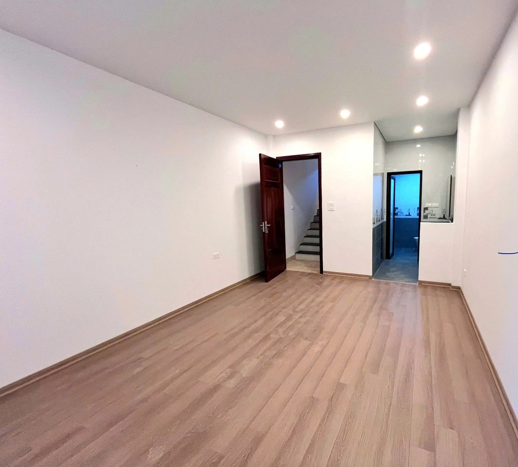 【NHÀ MỚI 5 TẦNG - TÂY TỰU】- 30M² - 3 PN - Ô TÔ ĐỖ CỔNG - CÁCH CẦU THƯỢNG CÁT 300M - 6.2 TỶ