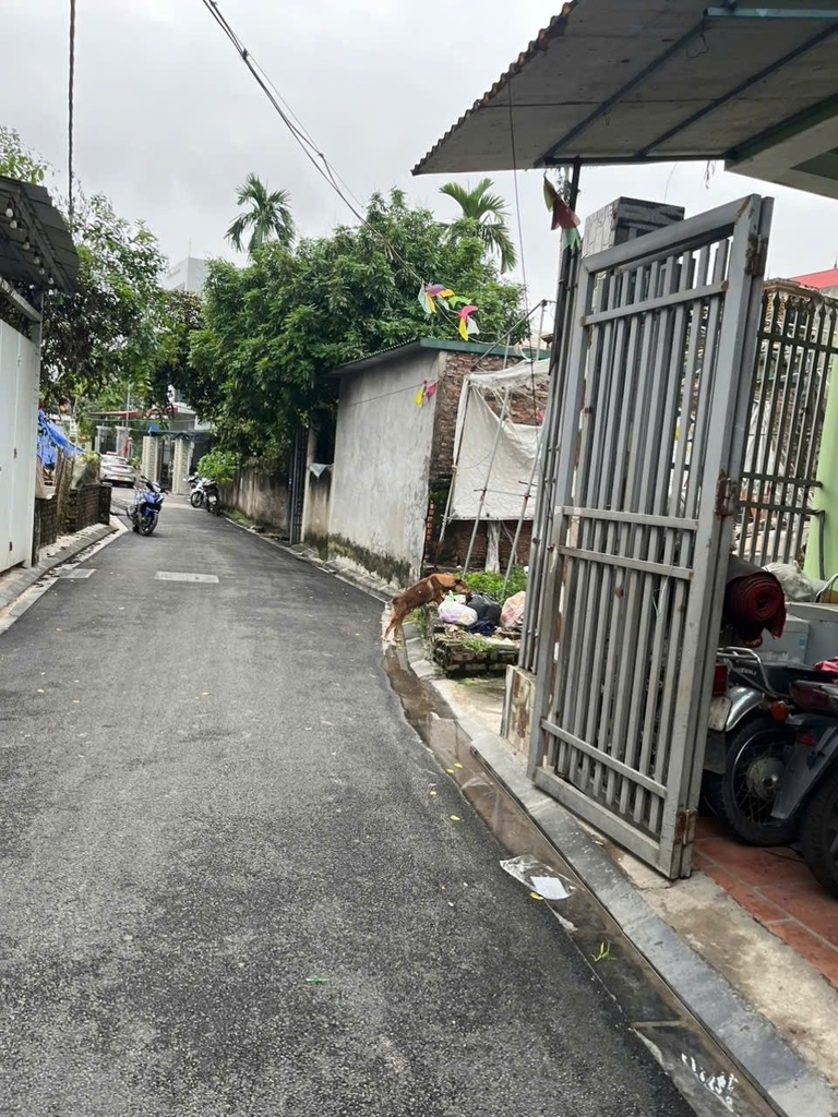 BÁN ĐẤT TẶNG NHÀ 3 TẦNG VÂN NỘI - 93.8M2 THỔ CƯ - NGÕ Ô TÔ 7 CHỖ - 9.5 TỶ