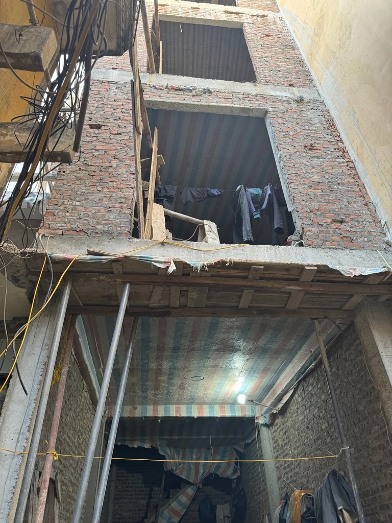 【NHÀ PHỐ 5 TẦNG MỚI XÂY】Trương Định, Hoàng Mai - 33/29m² - 3 Phòng Ngủ - Giá 7.8 Tỷ