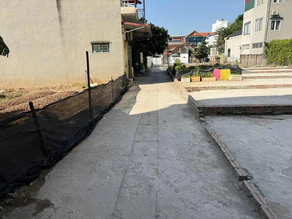 【ĐẤT THỬA - THÔN NỘI 2】- 136m² - ĐẤT C4 - ĐƯỜNG Ô TÔ TRÁNH - 5.5 TỶ