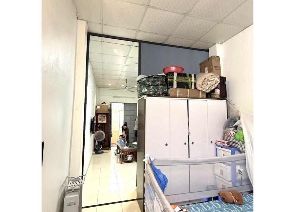 BÁN NHÀ BẮC CẦU - LONG BIÊN: PHÂN KHÚC GIÁ RẺ - DIỆN TÍCH RỘNG 43M2 - SỔ VUÔNG A4 - GIÁ CHỈ 3.55 TỶ