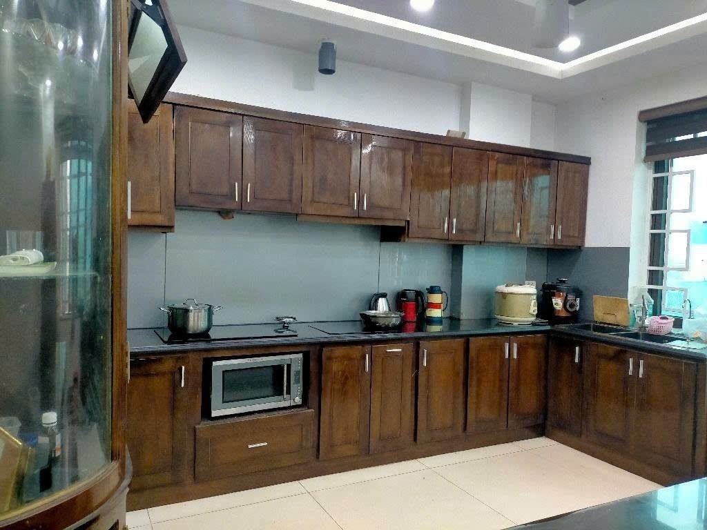 BÁN TÒA NHÀ MẶT PHỐ NGUYỄN LAM - LONG BIÊN: 6 TẦNG BỀ THẾ - 10 PHÒNG KHÉP KÍN - KINH DOANH ĐA NGÀNH - GIÁ 40 TỶ