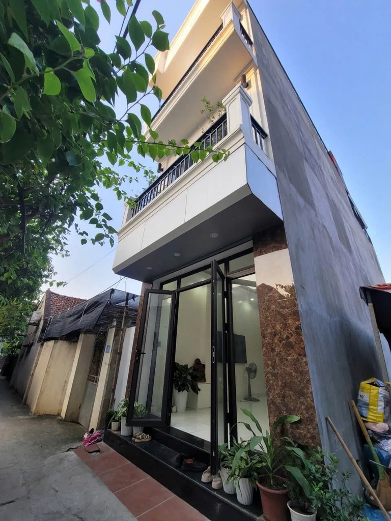 【NHÀ 3 TẦNG MỚI - CAO TRUNG 3, HOÀI ĐỨC】- Cao Trung 3, Hoài Đức - 52m² - 3 Tầng - 4 PN - Có Ô Chờ Thang Máy - Giá 5.6 Tỷ