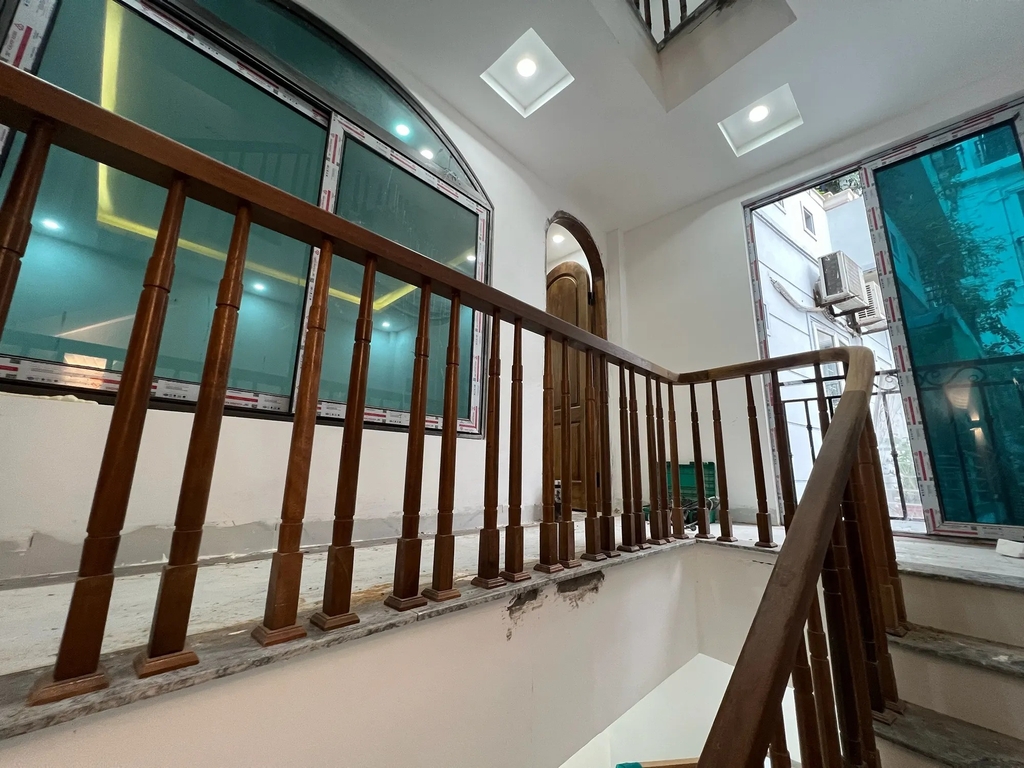 【NHÀ MỚI 5 TẦNG - AN TRÀI】- 37m² - THIẾT KẾ HIỆN ĐẠI - Ô TÔ ĐỖ CỬA - GIÁ 6.1 TỶ