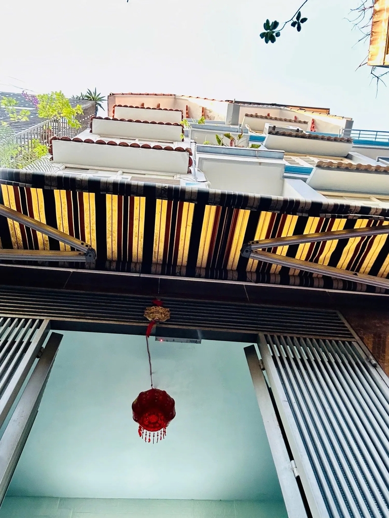 【NHÀ MỚI 4 TẦNG - KIM GIANG, THANH TRÌ】- 52m² - 4 PN - Ngõ 50m Ra Ô Tô Tránh - Sát KĐT The Manor - Giá 10.2 Tỷ