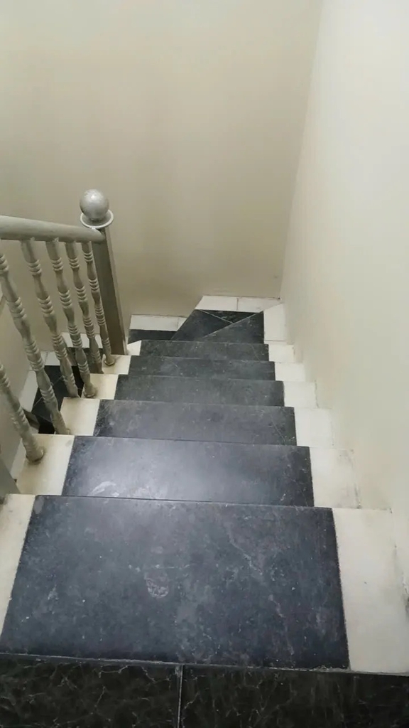 【MẶT PHỐ KINH DOANH - VỊ TRÍ "VÀNG" NGHĨA DŨNG, BA ĐÌNH】- 38/42m² - 4 TẦNG - MẶT TIỀN ĐẸP - GIÁ 11.4 TỶ