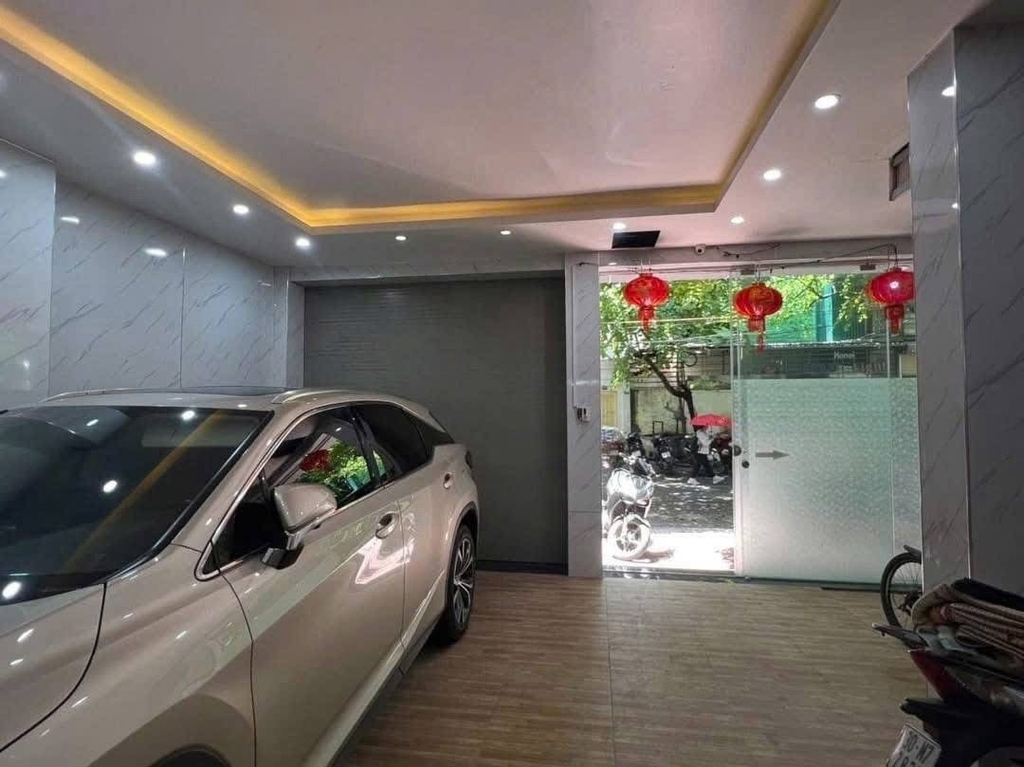 BÁN NHÀ PHÂN LÔ KĐT VĂN QUÁN - HÀ ĐÔNG: MẶT TIỀN RỘNG 7M - VỈA HÈ Ô TÔ TRÁNH - VỊ TRÍ KINH DOANH ĐẮC ĐỊA - GIÁ 45.5 TỶ