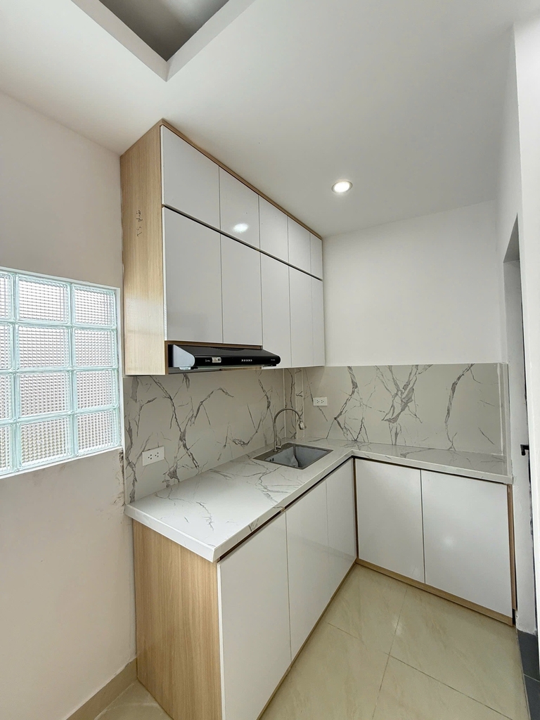 BÁN TÒA CCMN ĐÊ TRẦN KHÁT CHÂN - HAI BÀ TRƯNG: 14 PHÒNG KHÉP KÍN - DÒNG TIỀN 80TR/THÁNG - PCCC & GPXD CHUẨN CHỈ - GIÁ 14.5 TỶ