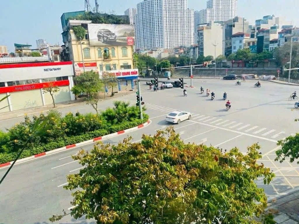 BÁN NHÀ MẶT PHỐ YÊN LÃNG - ĐỐNG ĐA: VỊ TRÍ ĐỘC TÔN - MẶT TIỀN 6M BỀ THẾ - KINH DOANH BẤT CHẤP - GIÁ 35 TỶ