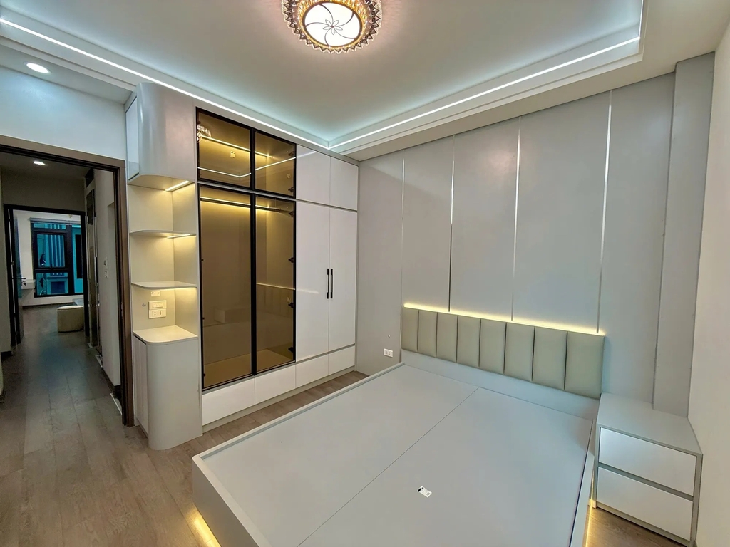 【NHÀ PHÂN LÔ 5 TẦNG - 1194 ĐƯỜNG LÁNG】- 37m² - THANG MÁY - 2 THOÁNG VĨNH VIỄN - FULL NT - 15.8 TỶ