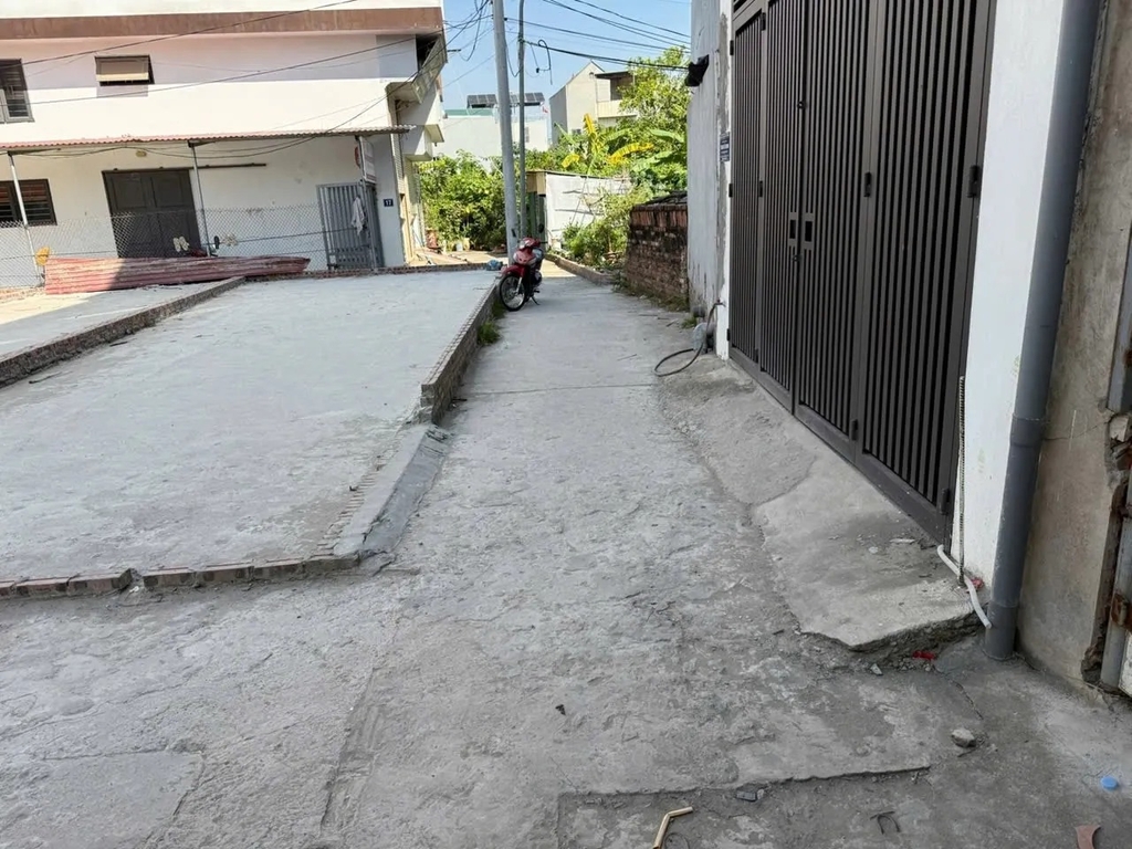 【ĐẤT THỬA - THÔN NỘI 2】- 136m² - ĐẤT C4 - ĐƯỜNG Ô TÔ TRÁNH - 5.5 TỶ