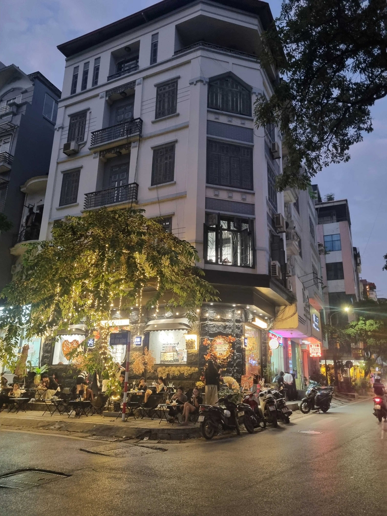 【MẶT PHỐ VÕ VĂN DŨNG - ĐỐNG ĐA】- 43m² - 3 Tầng - Giá 26 Tỷ