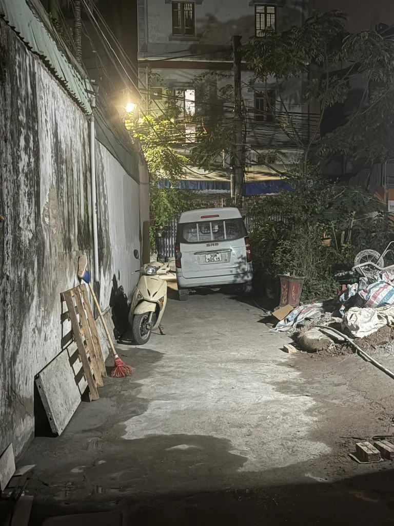 【NHÀ 5 TẦNG LÔ GÓC THANG MÁY - NGUYỄN VĂN LINH - Ô TÔ VÀO NHÀ】- 38m² - 4 PN - 8.3 Tỷ