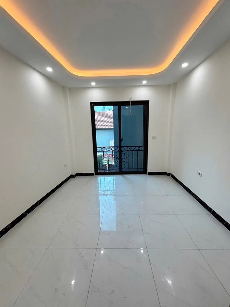 【NHÀ MỚI 5 TẦNG - LAI XÁ】- 33M² - 6 PN - THIẾT KẾ HIỆN ĐẠI - 5.6 TỶ