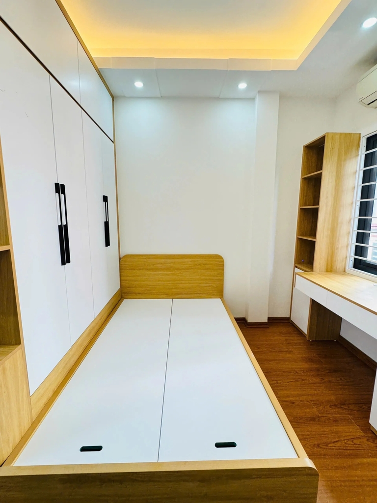 【NHÀ MỚI 5 TẦNG - LÔ GÓC 3 THOÁNG - KIM GIANG】- 36m² - 4 PN - Ngõ 3 Gác Thẳng - Nở Hậu - Giá 10.6 Tỷ