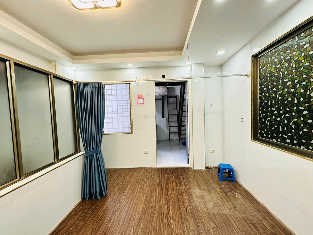 【NHÀ NGÕ HIẾM BA ĐÌNH】- 18m² 4 Tầng - Lô Góc 2 Thoáng - 5 PN - Sổ Riêng - 6.6 Tỷ