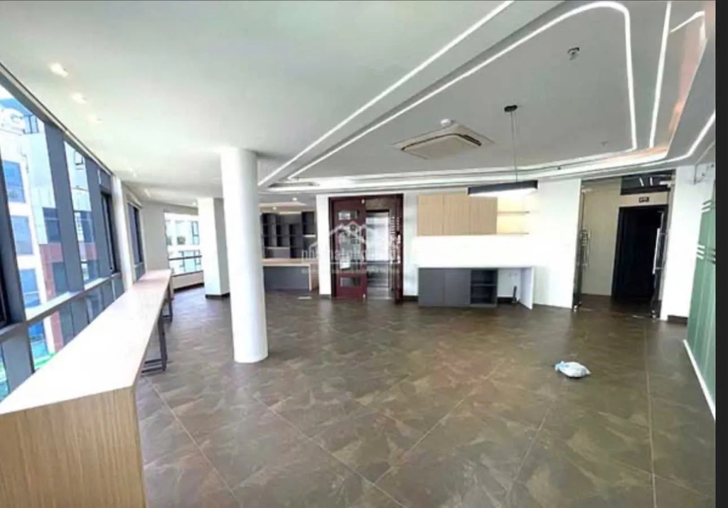 【TOÀ VĂN PHÒNG CAO CẤP 8 TẦNG - MẶT TIỀN DỊCH VỌNG HẬU】- 157/200m² - View Vườn Hoa Độc Tôn - Giá 135 Tỷ