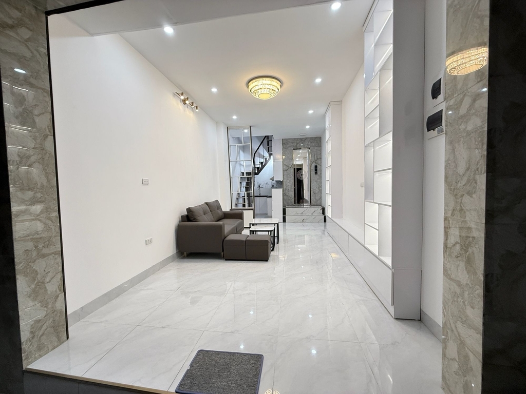 【NHÀ NGÕ NGỌC KHÁNH BA ĐÌNH】- 32m² 5 Tầng Thang Máy - Ngõ Nông Rộng - Sổ Nở Hậu - 10.98 Tỷ