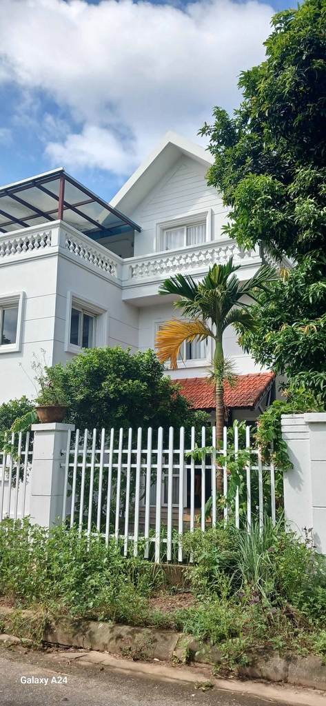 BÁN BIỆT THỰ PHÂN LÔ 218M2 VĨNH PHÚC - 3 MẶT THOÁNG - SÂN VƯỜN RỘNG - 18.9 TỶ