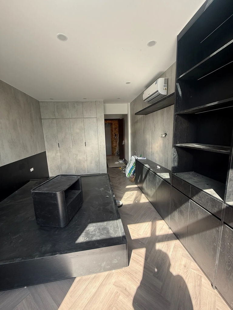 【SIÊU PHẨM 6 TẦNG THANG MÁY - FULL NỘI THẤT CAO CẤP】- Thượng Thanh, Long Biên - 39m² - 3PN Master - Giá 11.5 Tỷ