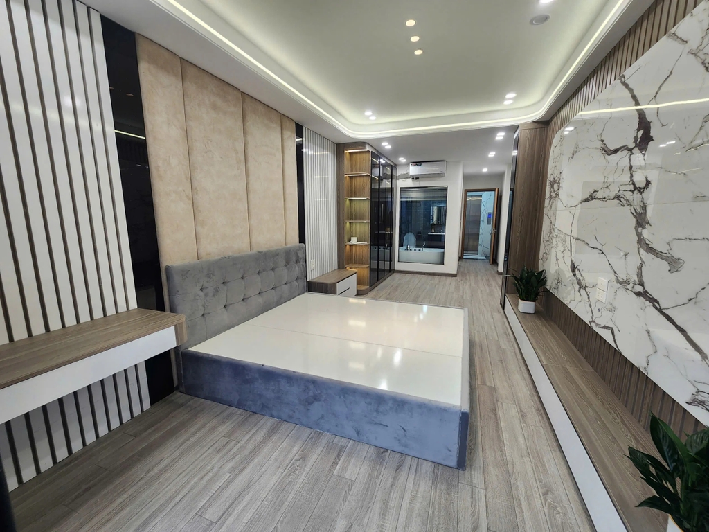 【NHÀ 6 TẦNG THANG MÁY NGUYỄN VĂN LINH - THIẾT KẾ TRẺ TRUNG】- 46m² - 9.6 TỶ