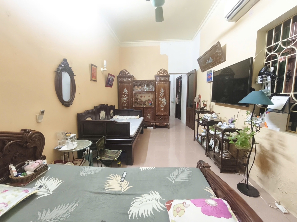 BÁN NHÀ MẶT NGÕ LỆNH CƯ - ĐỐNG ĐA: VỊ TRÍ LÔ GÓC ĐẮC ĐỊA - KINH DOANH ĐA NGÀNH - NGÕ THÔNG TỨ PHÍA - GIÁ 14.9 TỶ