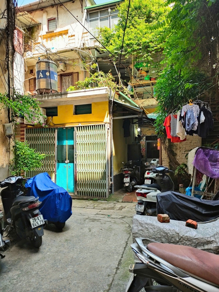 CĂN HỘ TẦNG 1 BIỆT THỰ CŨ - NGÕ YÊN NINH BA ĐÌNH - 15/60m² - Ô TÔ ĐỖ CỬA - 5.6 TỶ