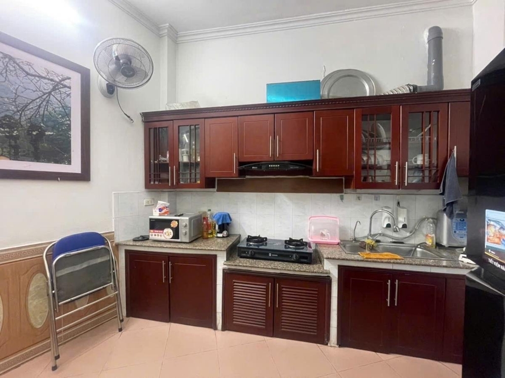 BÁN NHÀ MỸ ĐÌNH - NAM TỪ LIÊM: NHÀ DÂN XÂY KIÊN CỐ - 3 PHÒNG NGỦ KHÉP KÍN - THOÁNG TRƯỚC SAU - GIÁ 7.35 TỶ