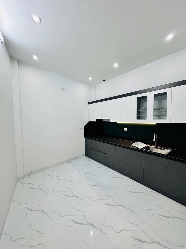 【NHÀ 5 TẦNG - DO NHÀ】- 38m² - Ô TÔ ĐỖ CỬA - CÁCH KĐT 30M - 6.5 TỶ