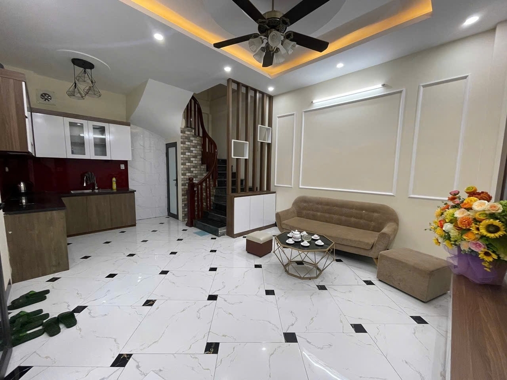 BÁN NHÀ BÁT KHỐI - LONG BIÊN: VỊ TRÍ ĐẮC ĐỊA Ô TÔ ĐỖ CỔNG - NHÀ MỚI 5 TẦNG HIỆN ĐẠI - GIÁ ĐẦU TƯ 6.25 TỶ