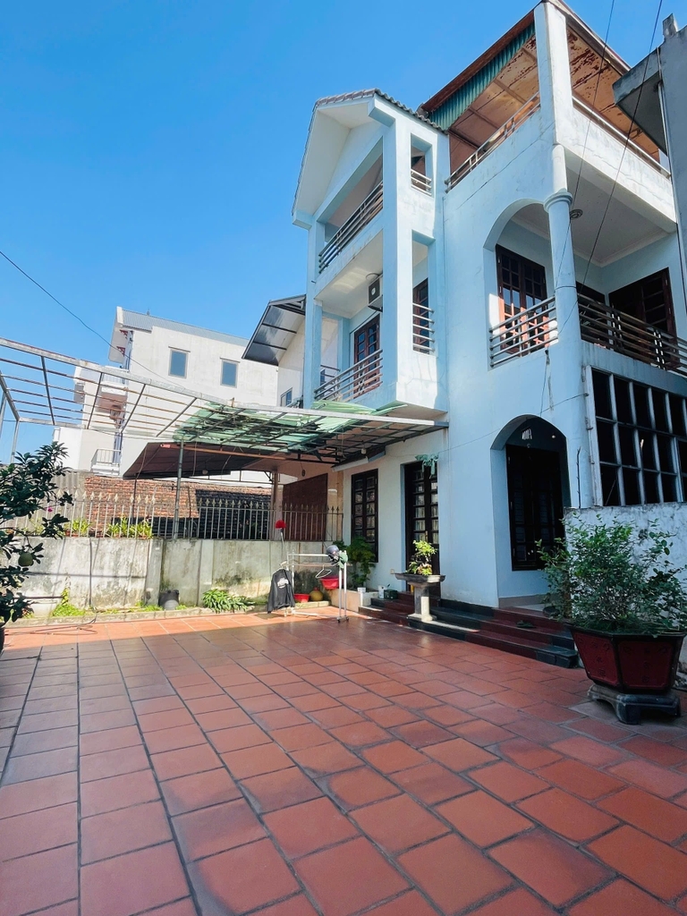 【BÁN DINH THỰ 3 TẦNG + 120M2 SÂN VƯỜN】CỔ DƯƠNG, ĐÔNG ANH - 187M2 - 15.9 TỶ