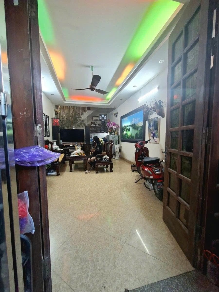 NHÀ 4 TẦNG CUỐI NGÕ 2 MẶT THOÁNG - KHU VỰC BÁT KHỐI/PHỐ TRẠM, QUẬN LONG BIÊN - 37M² - 8.5 TỶ