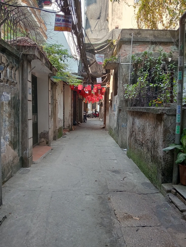 NHÀ NGÕ THÔNG HOÀNG HOA THÁM BA ĐÌNH - 39m² - MT 6.8m - SỔ RIÊNG - 6.9 TỶ