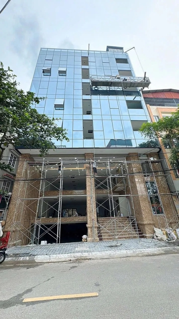 【SIÊU PHẨM TÒA NHÀ VĂN PHÒNG HẠNG A】Phú Gia, Tây Hồ - 350m² - 8.5 Tầng - 2 Thang Máy - Giá 243 Tỷ