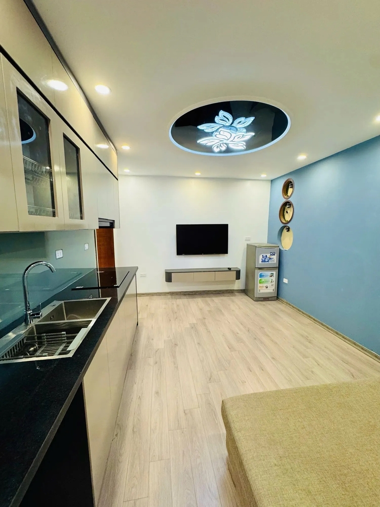 【CĂN HỘ TẬP THỂ FULL NT - NGUYỄN CHÍNH, HOÀNG MAI】- Tân Mai, Hoàng Mai - 26m² (SD 65m²) - 2PN - Sân Rộng - Giá 3.95 Tỷ