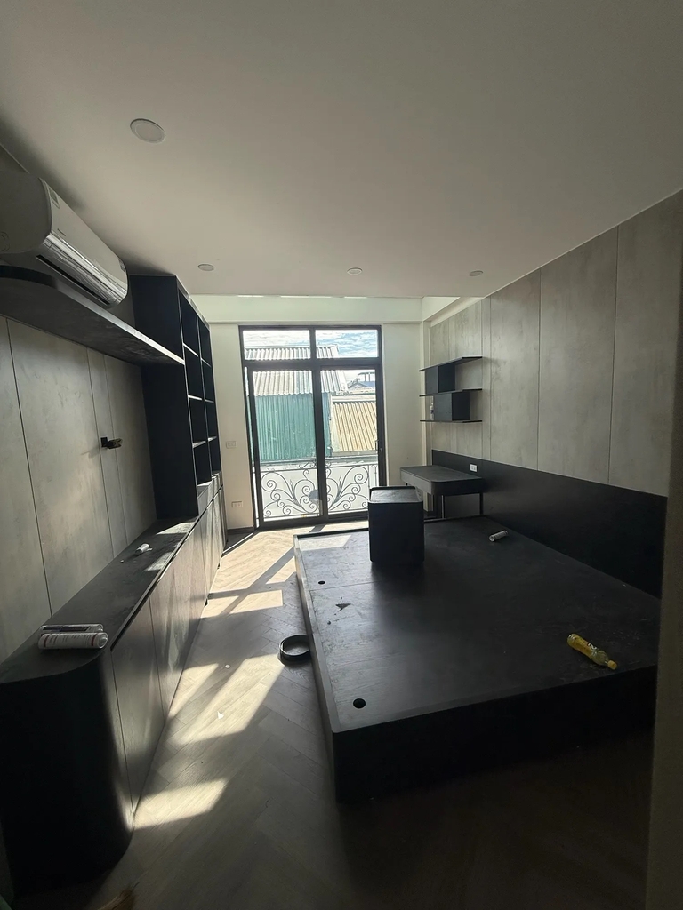 【SIÊU PHẨM 6 TẦNG THANG MÁY - FULL NỘI THẤT CAO CẤP】- Thượng Thanh, Long Biên - 39m² - 3PN Master - Giá 11.5 Tỷ