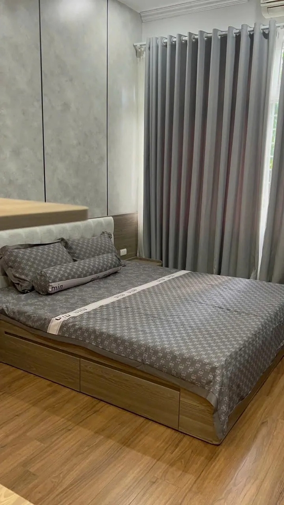 【NHÀ 6 TẦNG THANG MÁY - XUÂN THỦY, CẦU GIẤY】- Dịch Vọng Hậu, Cầu Giấy - 33m² - 3PN - Ngõ Thông 2 Đầu - Giá 12.75 Tỷ