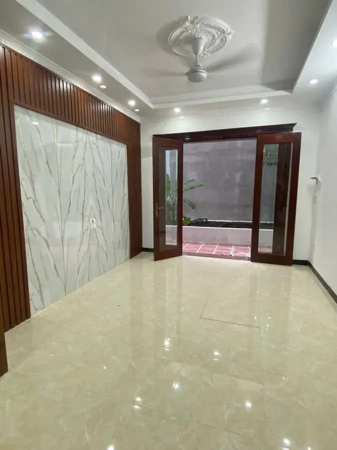 【NHÀ MỚI 5 TẦNG - NGUYỄN VĂN LINH, LONG BIÊN】- 30m² - 3 PN MASTER - 6.05 TỶ