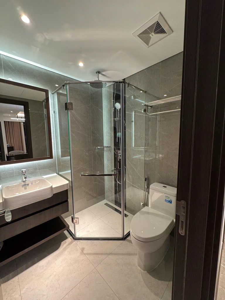 BÁN CĂN HỘ KHÁCH SẠN 5 SAO THE GLORIA BY SILK PATH - 8 NGUYÊN HỒNG: LÔ GÓC VIEW HỒ - ĐẲNG CẤP THƯỢNG LƯU - GIÁ 14.5 TỶ