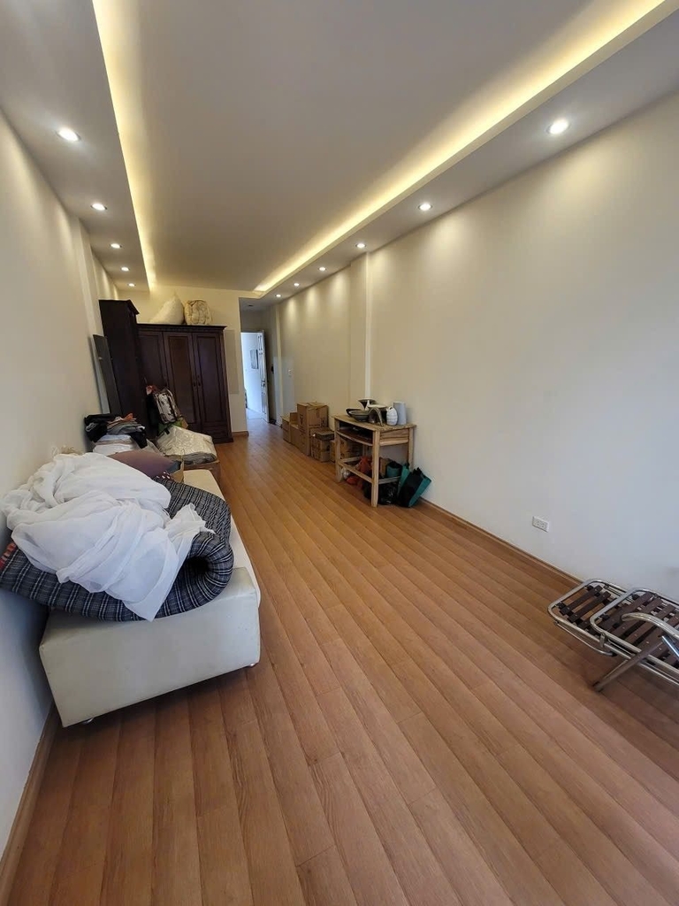 【SIÊU PHẨM CẠNH LĂNG BÁC - ÔNG ÍCH KHIÊM】- 43m² 7 Tầng Thang Máy - 6 Căn Hộ Khép Kín - 18 Tỷ