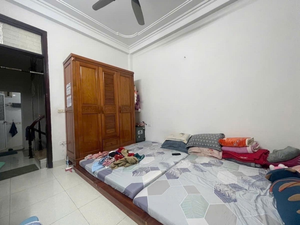 BÁN NHÀ MỸ ĐÌNH - NAM TỪ LIÊM: NHÀ DÂN XÂY KIÊN CỐ - 3 PHÒNG NGỦ KHÉP KÍN - THOÁNG TRƯỚC SAU - GIÁ 7.35 TỶ