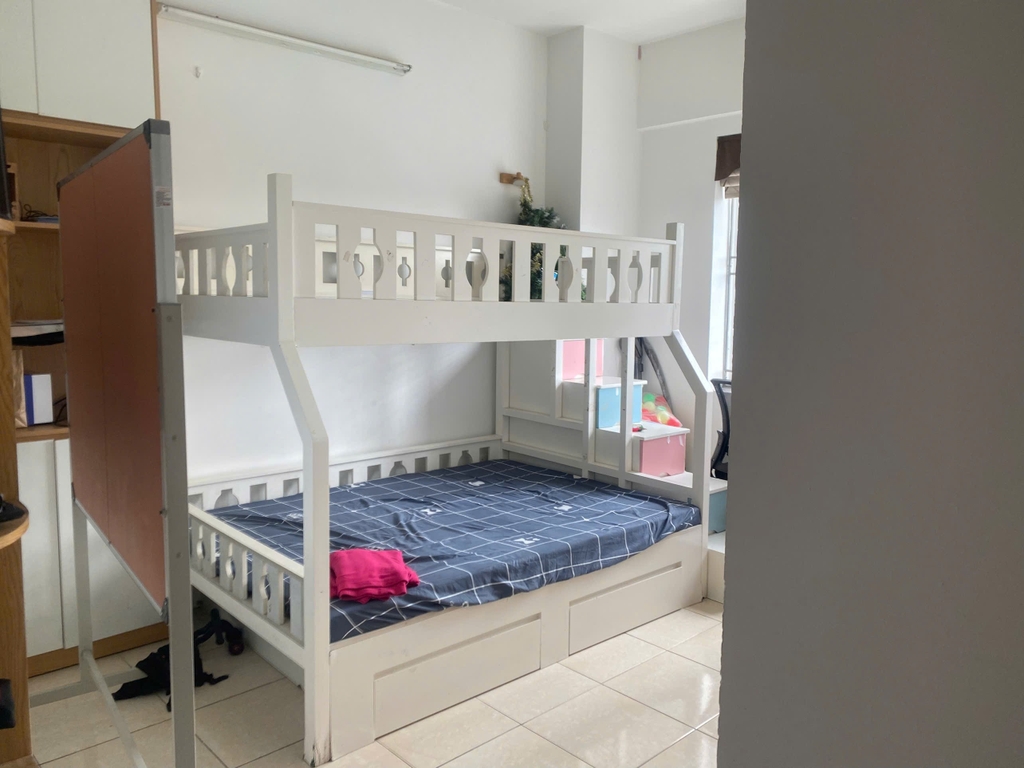 BÁN CĂN HỘ 3PN CT9C VIỆT HƯNG - LONG BIÊN: MẶT PHỐ NGUYỄN CAO LUYỆN - DIỆN TÍCH RỘNG - Ở CỰC SƯỚNG - GIÁ 5.75 TỶ