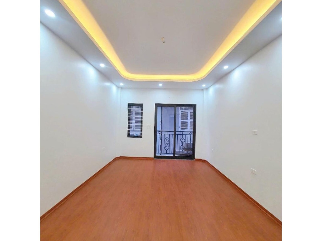 BÁN NHÀ GIẢNG VÕ - ĐỐNG ĐA: VỊ TRÍ ĐẮC ĐỊA KẾ CẬN VINHOMES GALLERY - HAI MẶT THOÁNG - DÒNG TIỀN SẴN CÓ - GIÁ 17.2 TỶ